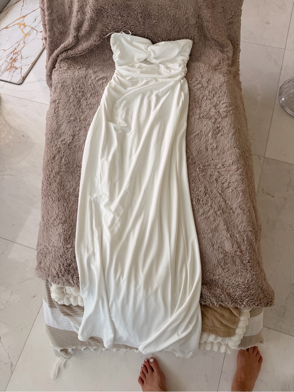 Strapless White Maxi Dress – Elegant Evening Gown